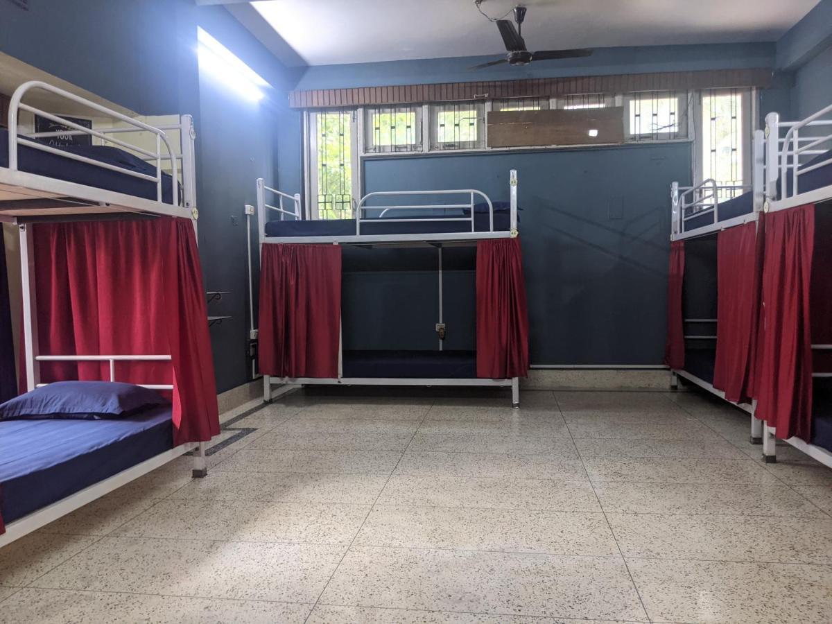 A Pousada Mezenga Backpackers Guwahati Exterior foto